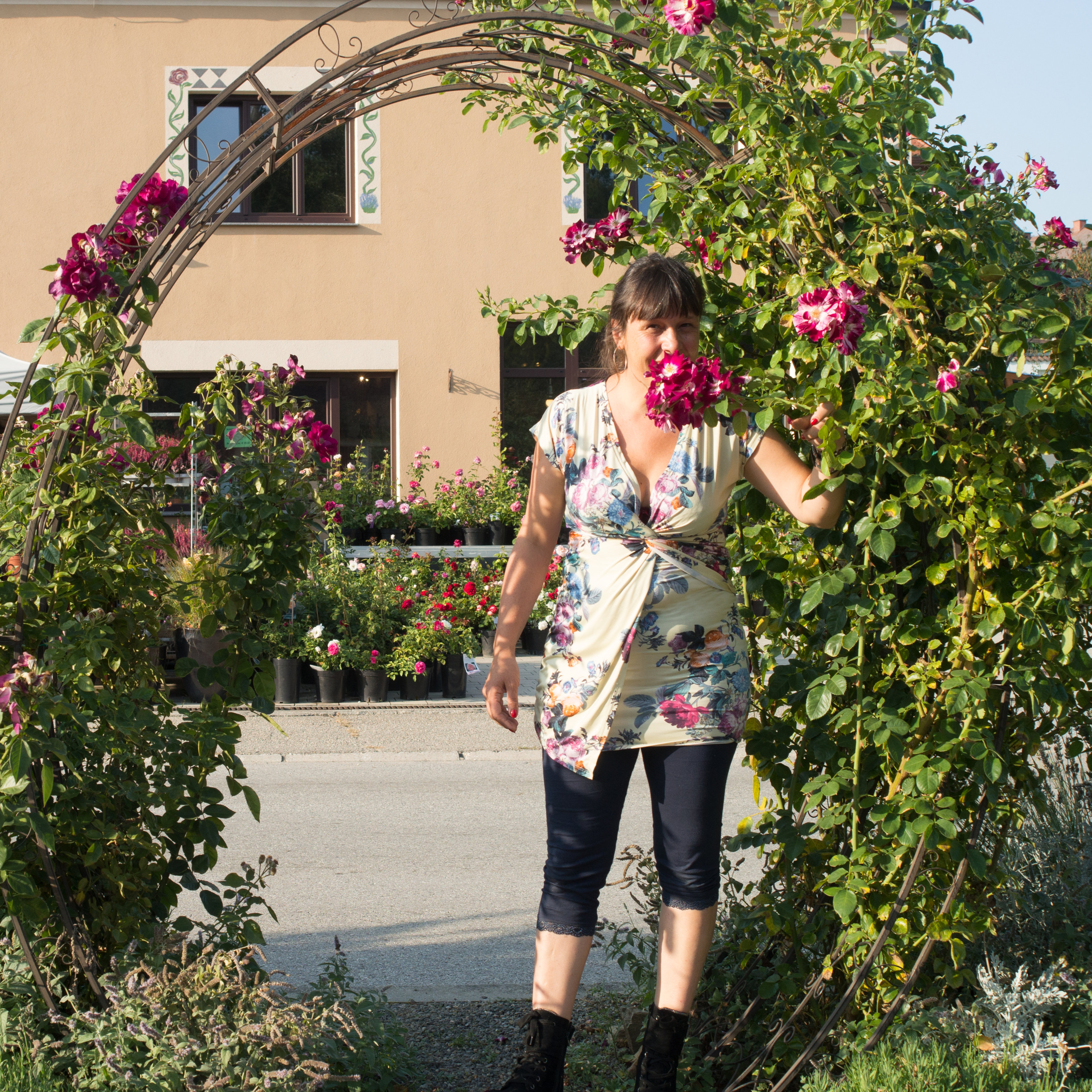 Führungen im Rosenschaugarten